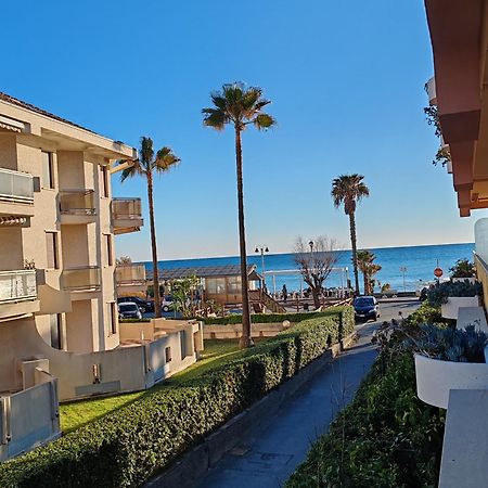 Апартаменты Relax Al Mare Валлекрозия Экстерьер фото